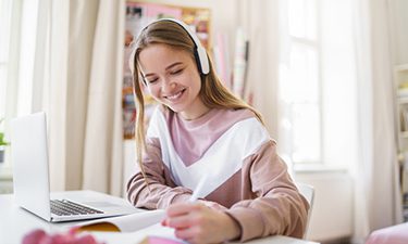 Year 10 Tutors in Aylesbury, Year 10 Tutoring in Aylesbury, Year 10 tuition, online Year 10 tutors